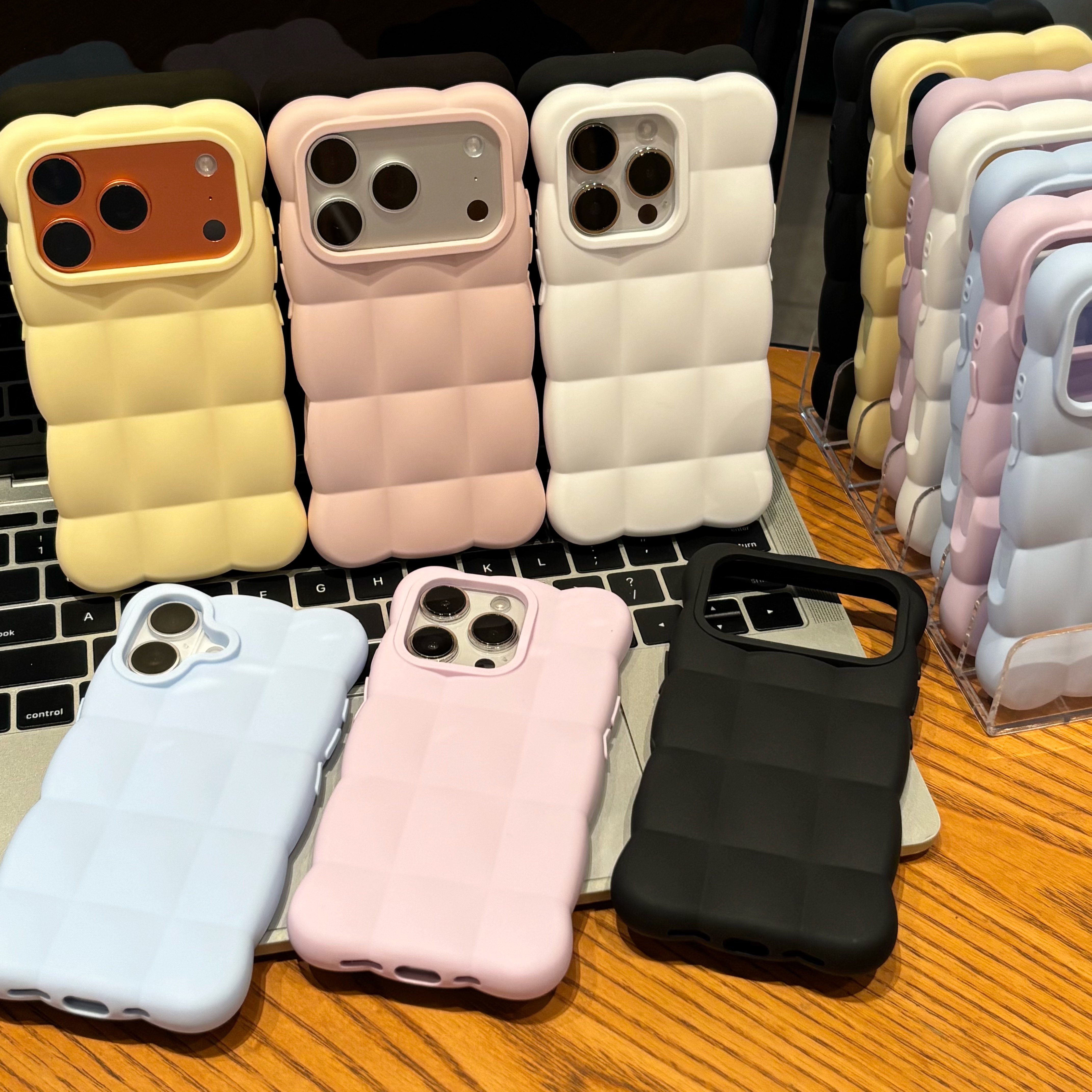 ins立体方块云朵壳适用苹果17promax手机壳iPhone16pro新款17简约纯色13女14pro高级感15plus全包防摔保护套