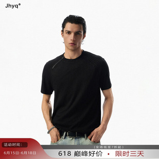JHYQ痞帅坑条黑色针织正肩短袖美式高街斜肩拉链款修身肌理感T恤