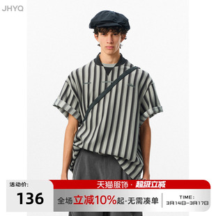 JHYQ复古双拼V领条纹短袖T恤男宽松潮流休闲五分刺绣字母印花体恤