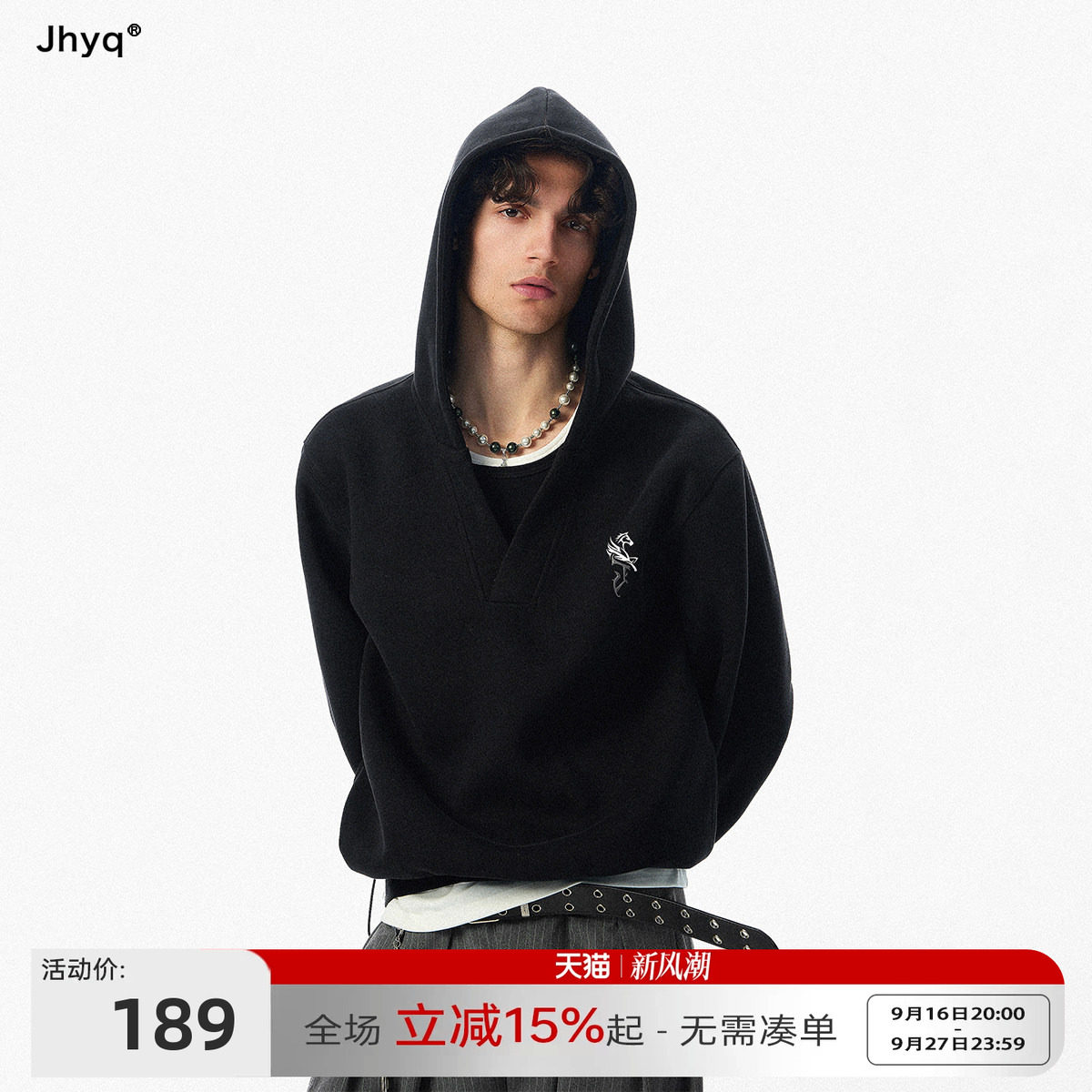 JHYQ春季哥特J印花连帽卫衣图片