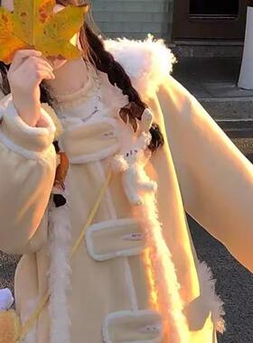 奶黄色牛角扣连帽毛呢外套甜美可爱学院风加厚大衣2024冬季新款女