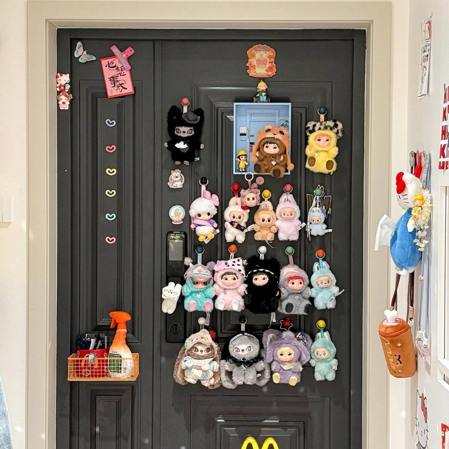 多巴胺强力磁吸挂钩入户门拉布布收纳挂架钥匙装饰挂扣冰箱磁吸贴