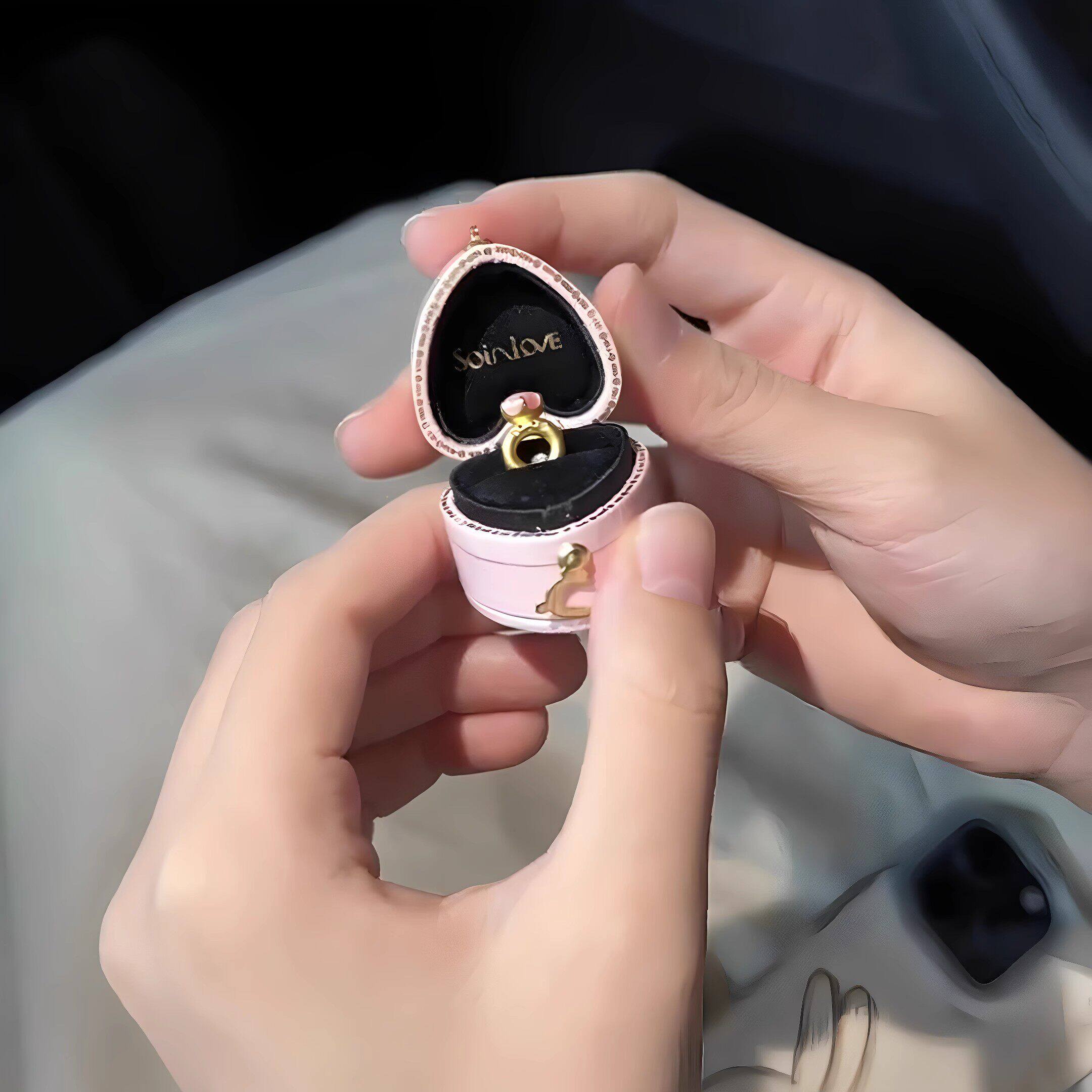迷你爱心戒指盒心形钻戒