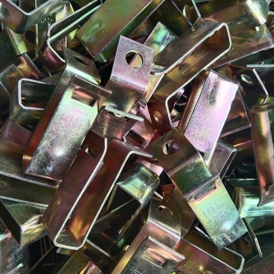 集成吊顶龙骨配件轻钢龙骨吊快38快吊吊钩彩镀大吊加宽吊件