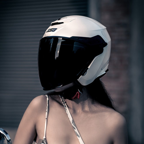 冬季保暖摩托车GSB半盔