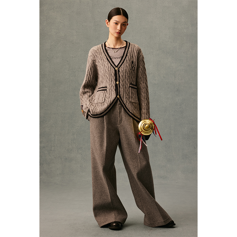 GOODBAI GB logo链条绣绣章oversize毛衣开衫