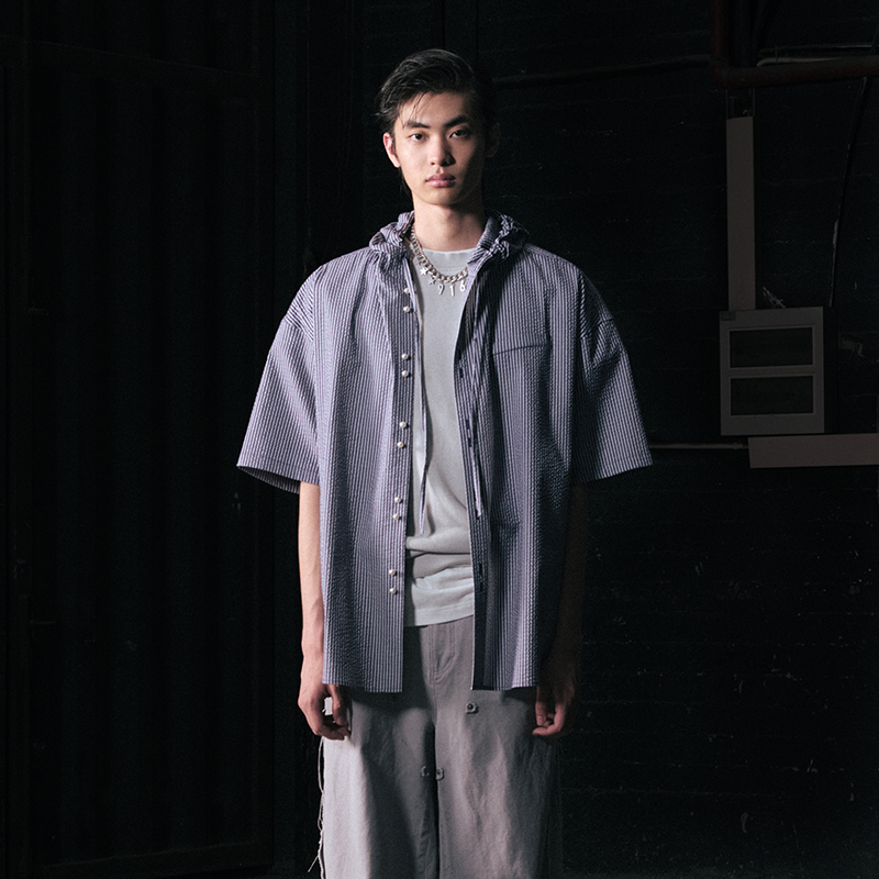 GOODBAI 916 条纹连帽仿珍珠扣口袋oversize短袖衬衫