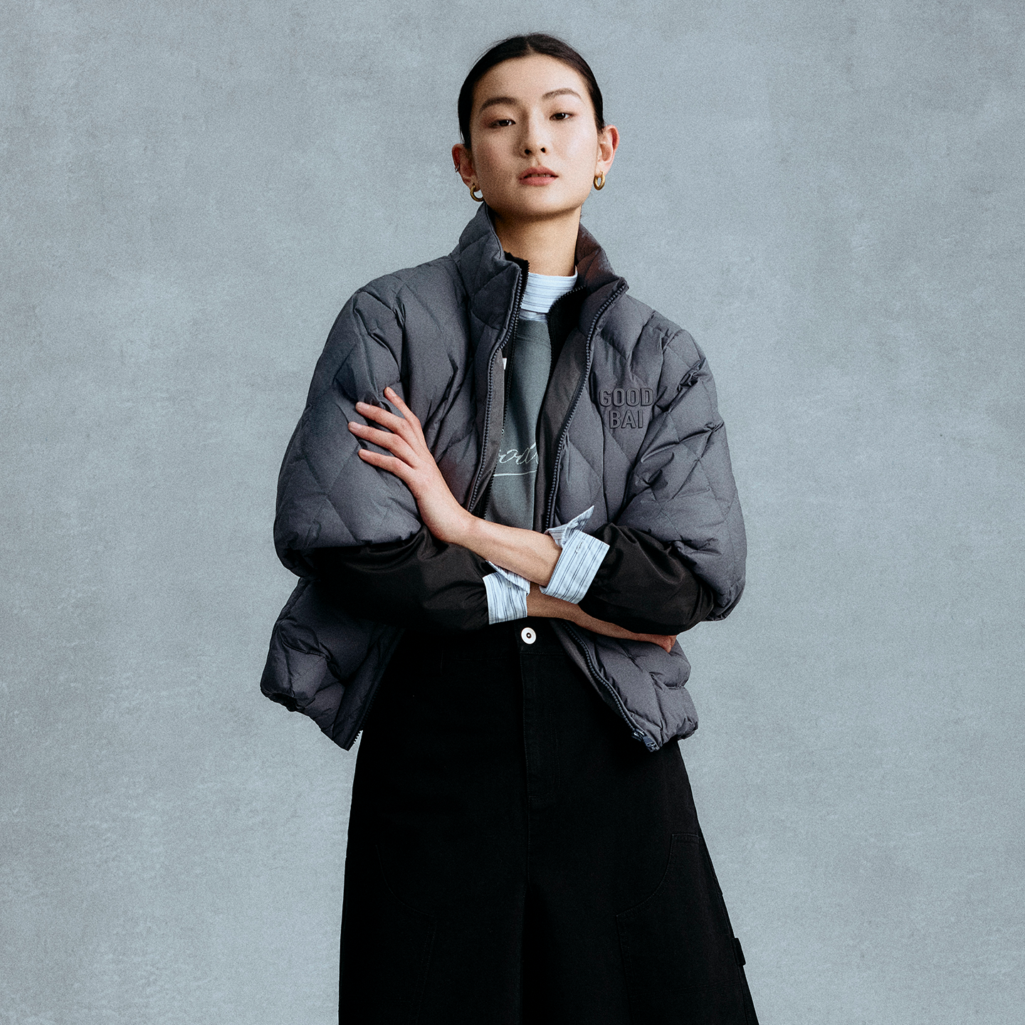 GOODBAI 粗体logo贴布绣高领轻薄宽松羽绒服