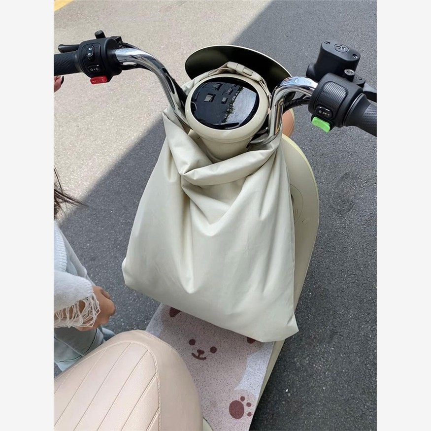 摩托车头盔包户外骑行大容量防水充电器收纳袋防盗密码锁电动车包