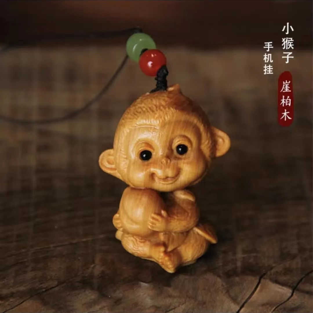 崖柏木雕可爱猴子随身把