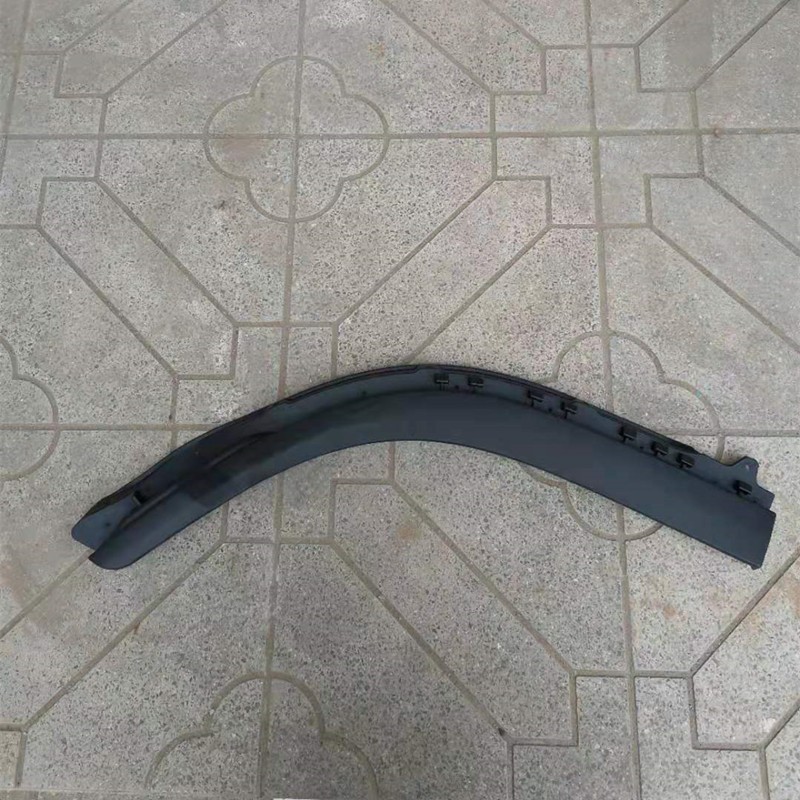 适用于山东凯马凯捷货车配件凯捷M3 M6 M8 HM6前车轮眉轮罩装饰板