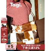 Tagi.奶牛麦田马毛拼接斜挎单肩包通勤可调节复古斜挎包