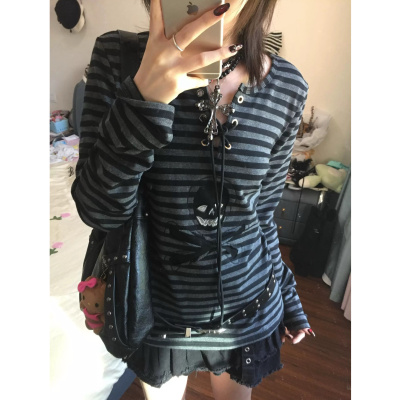 【免费试穿】亚文化y2k条纹辣妹