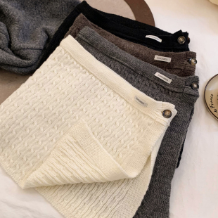 韩系氛围感纽扣针织毛线屁帘女秋冬保暖百搭叠穿半身裙子2025新款