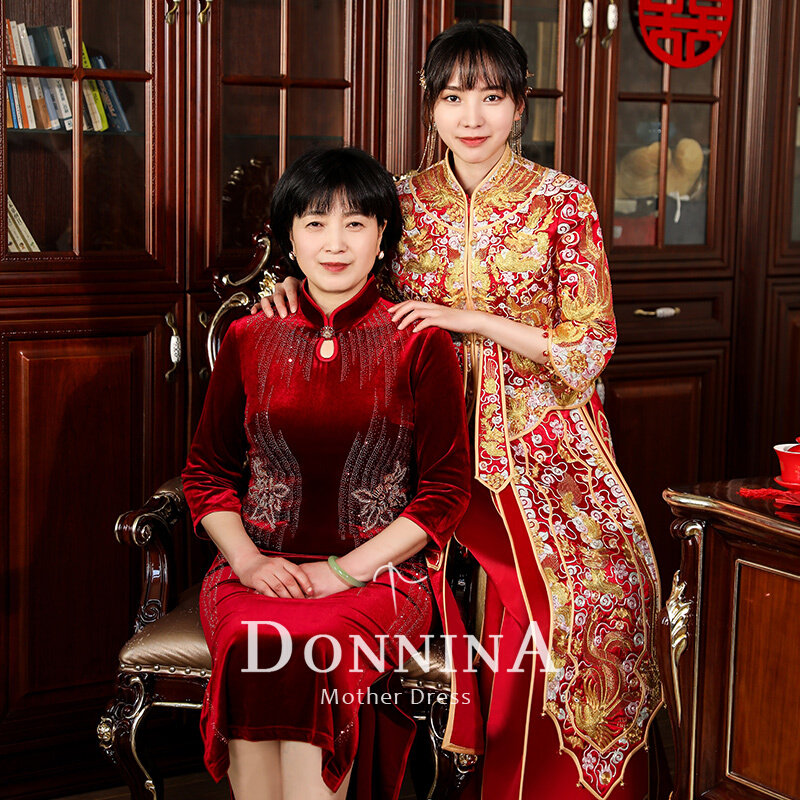 朵妮娜《流彩》喜婆婆婚宴装丝绒旗袍妈妈装结婚礼服丈母娘敬酒服
