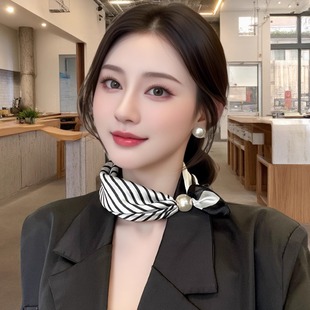 丝巾女2025新款 饰领巾百搭气质丝巾 高级感磁吸扣围巾护颈围脖装