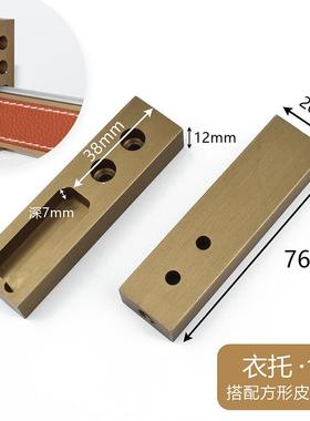 轻奢极简衣柜挂衣杆衣帽间玻璃门皮革橙色灰色高定衣通加厚威法款