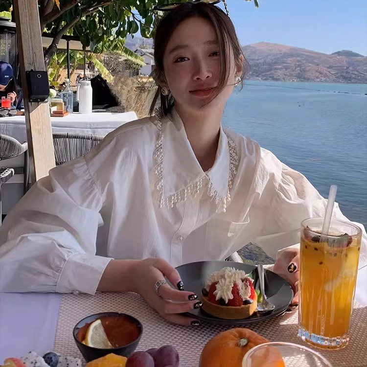 白衬衫女2025早秋新款灯笼袖法式衬衣高级感小个子ol通勤女装上衣