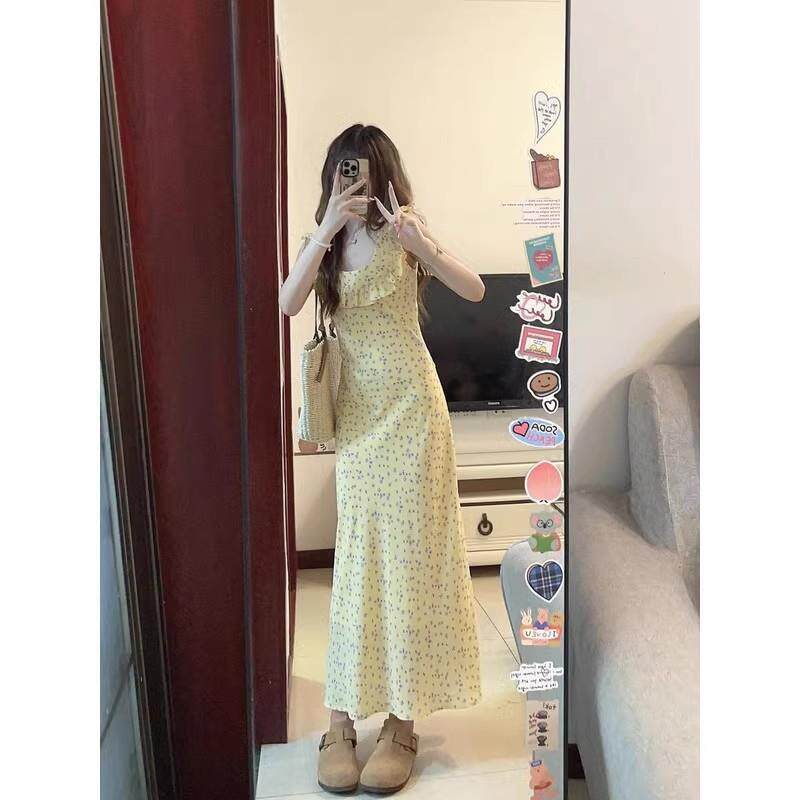 法式碎花中长款荷叶边裙女性感修身夏季度假花边吊带连衣裙子