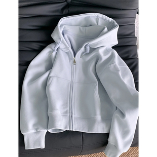 秋季奶蓝色短款卫衣外套女款秋装2024新款春秋薄款初秋穿搭小个子