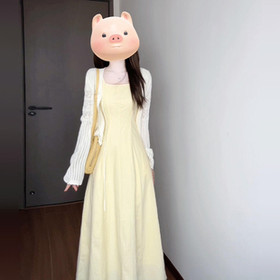 法式黄色吊带连衣裙子女春夏2025新款针织开衫长裙开春穿搭套装裙