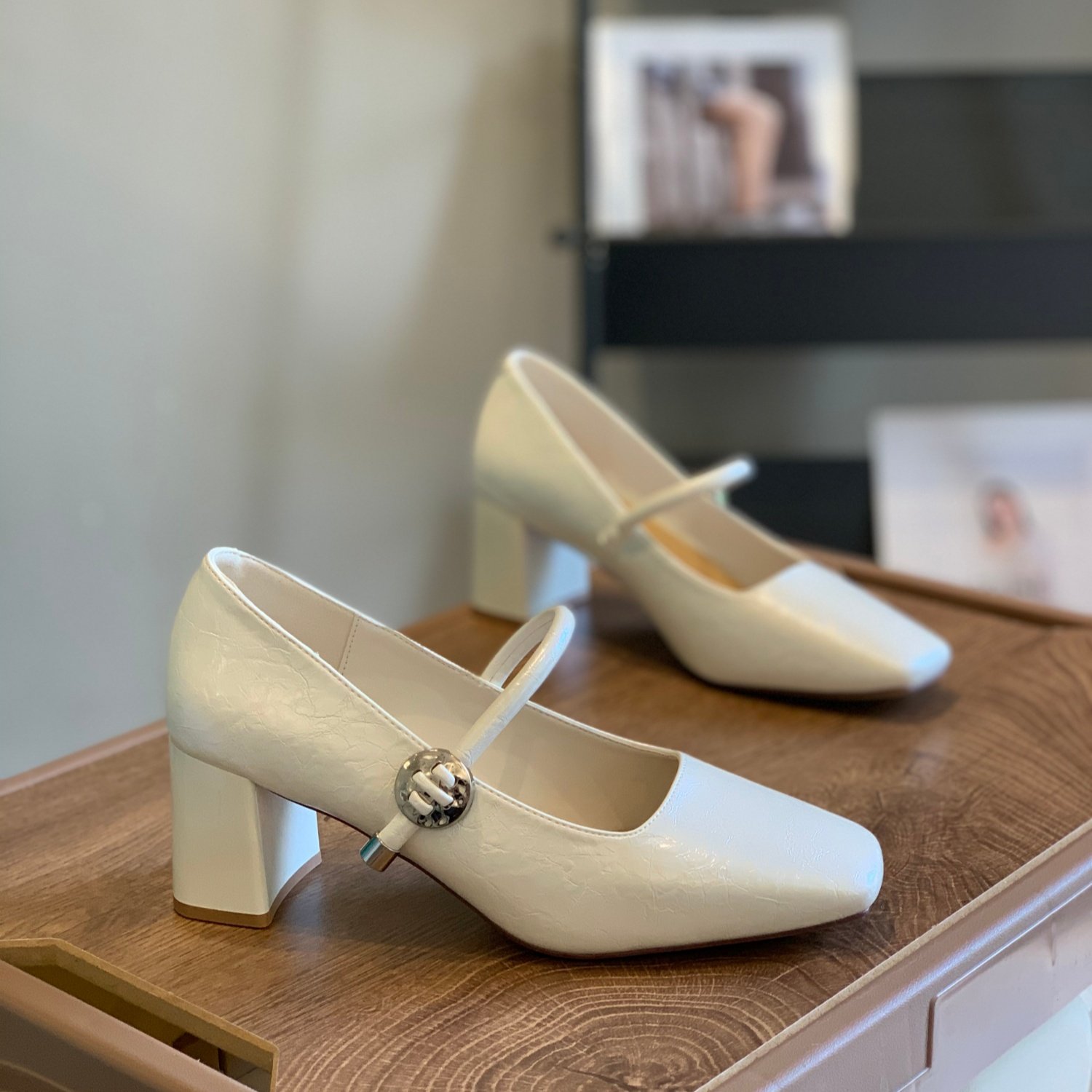 法式气质方头高跟鞋女2026春夏新款百搭粗跟厚底不累脚玛丽珍单鞋