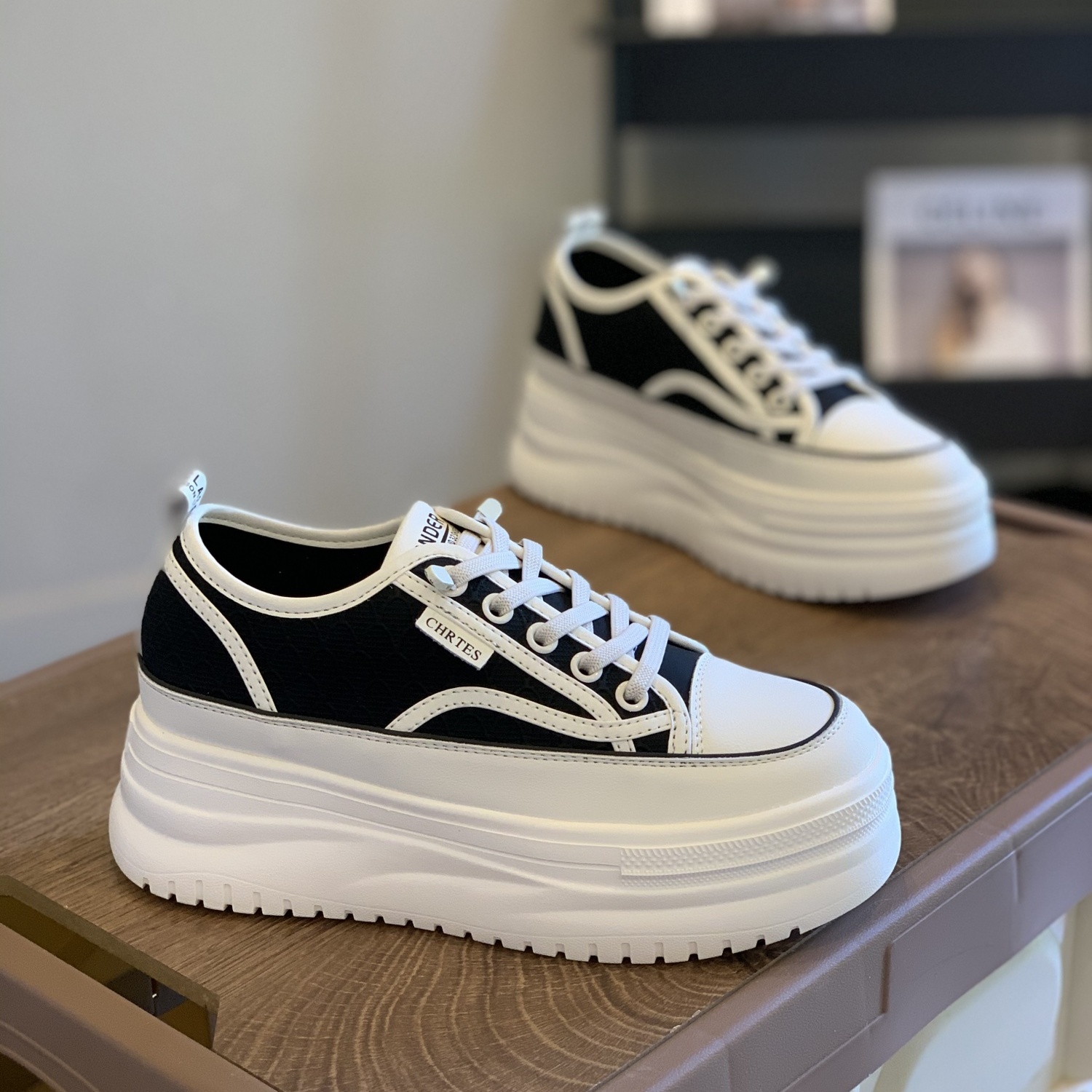 小个子懒人松紧带轻轻便休闲板鞋