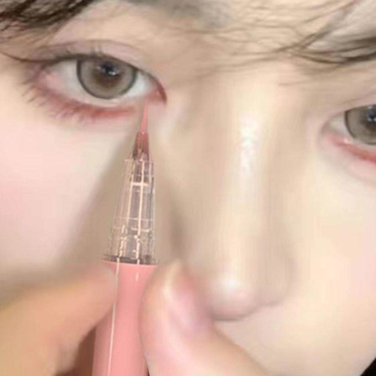 好嗲好甜ins粉色卧蚕眼线液笔软毛超细速干防水防汗女学生眼线笔