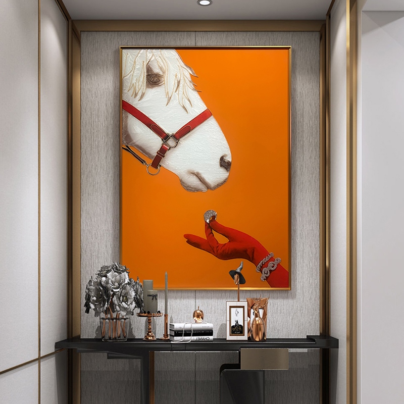 网红餐厅玄关装饰画竖版骑士英伦进门背景墙面卧室马北欧轻奢客厅图片