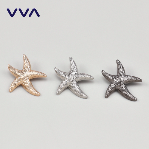 VVA海星金属装饰扣羊绒大衣