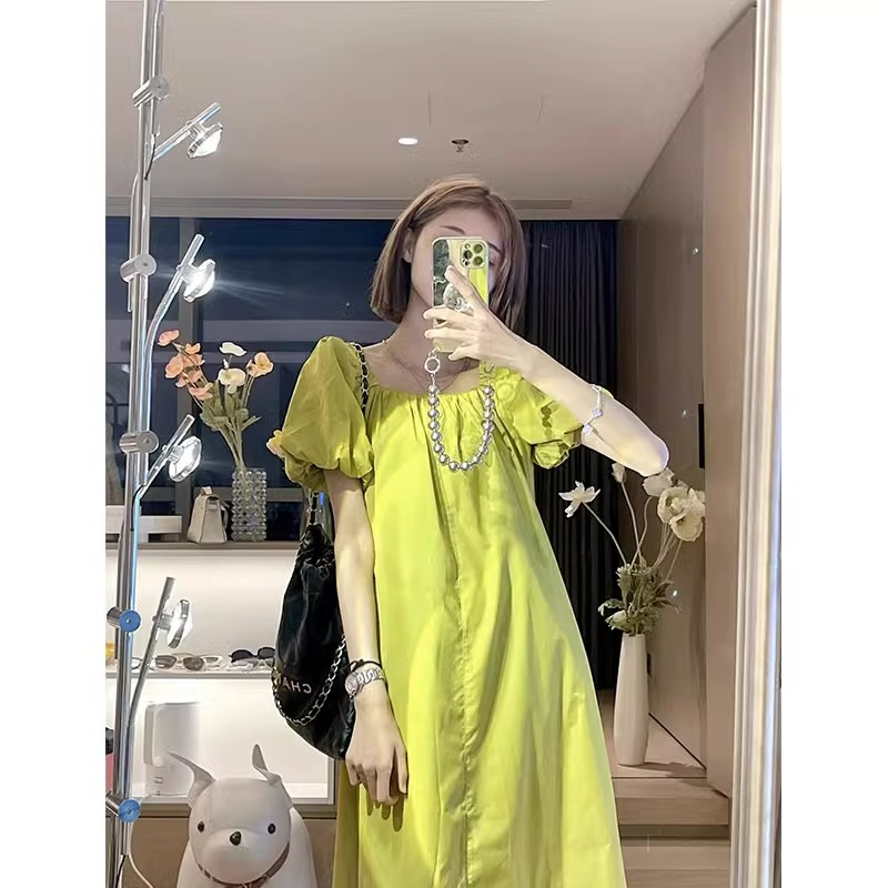 2023 The new summer French Light cooked high-end Celebrity temperament Chiffon V-neck Dress female Show thin Close your waist longuette