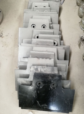 厂家  矿用刮板运输机 SGB620/40T配件 舍板 盖板 护轴板