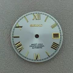 22 New Models Watch Modified with Calendar Roman Numeral Dial Gold and Silver Hands 28.5mm Suitable for Nh35 Movement