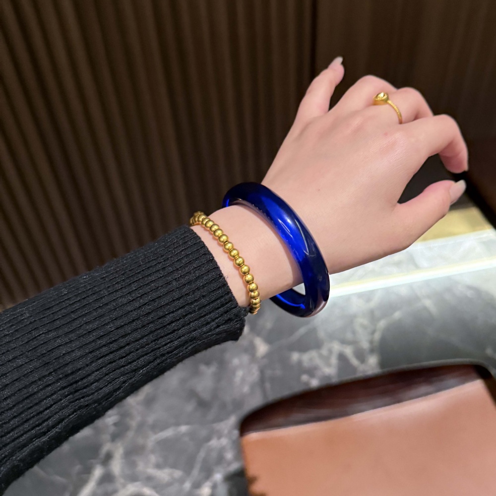 【贵妃】纯天然原石蓝色白月光手镯女款冰种玉髓玉镯高冰透高级感