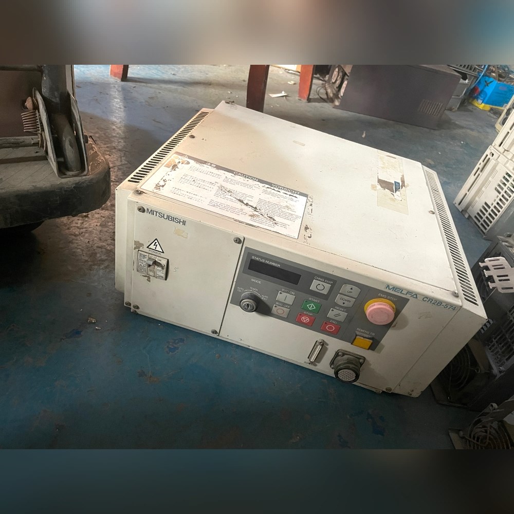 三菱机器人控制柜CR2B-574 包好 议价