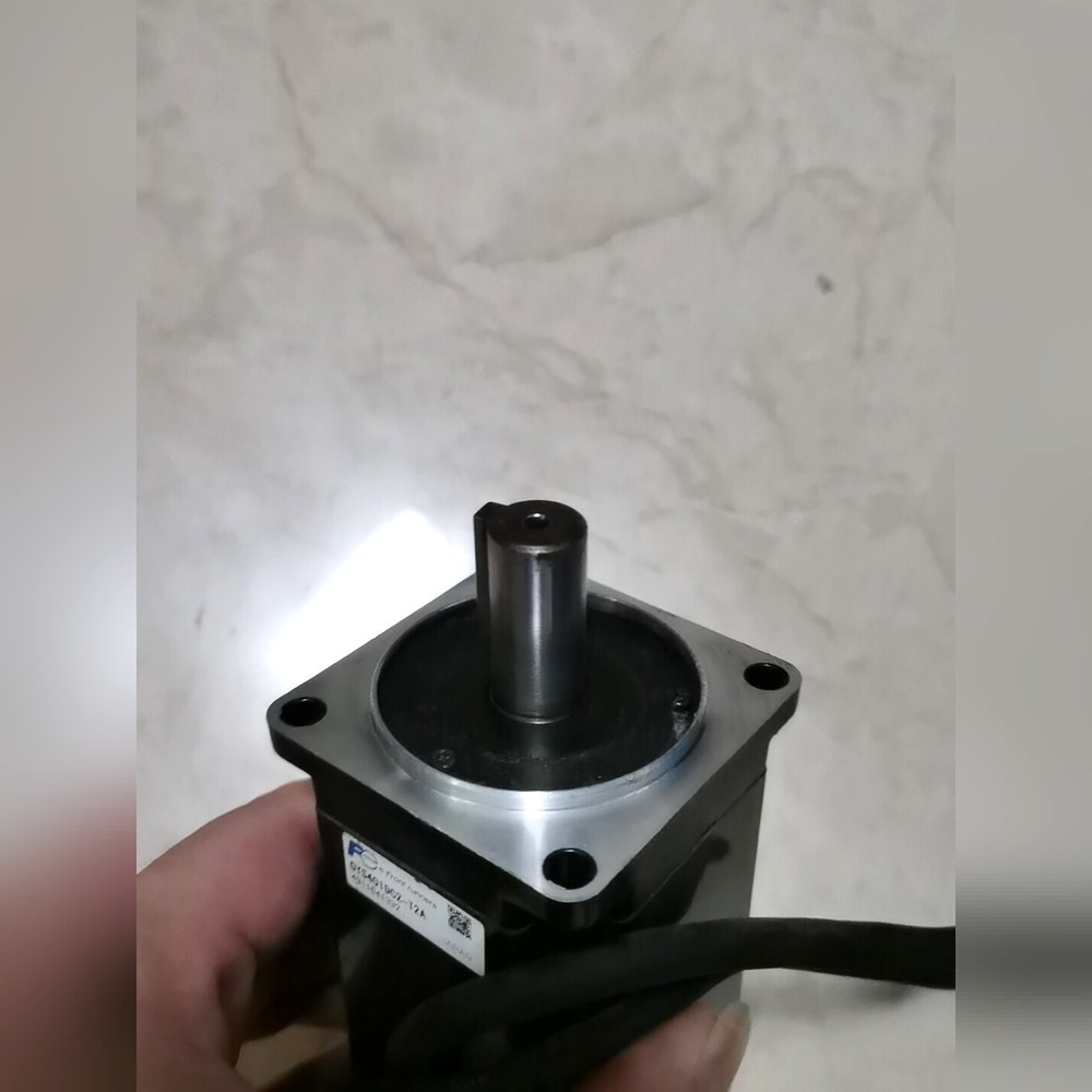富士伺服电机GYS401DC2-T2A 的线剪短了 转动 议价