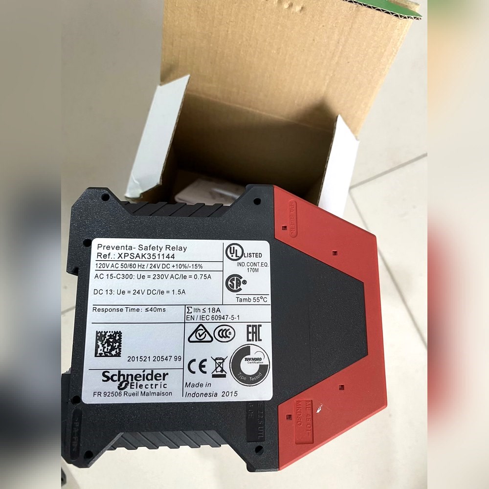 施耐德安全继电器XPSAK351144原装货.价 议价