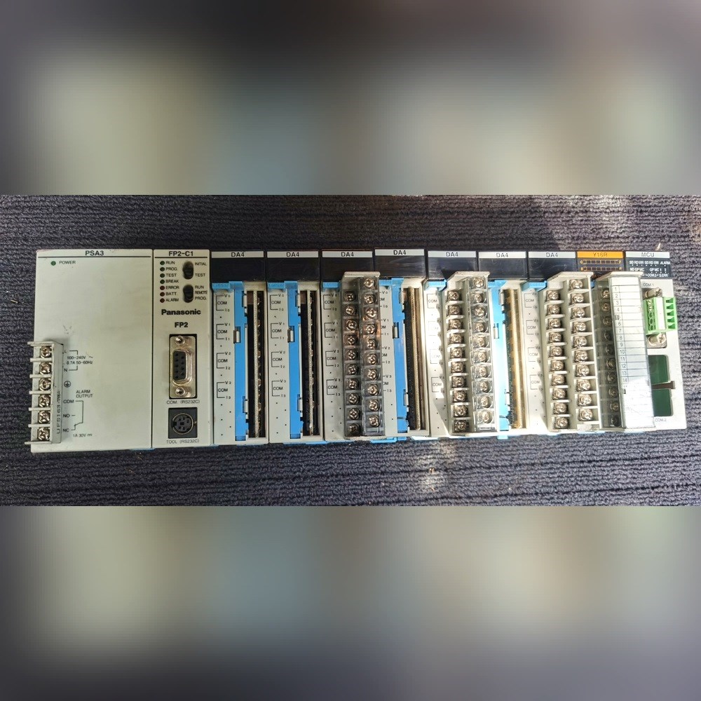 PLC一套打包其中包括PS3A电源FP2-C1模 议价