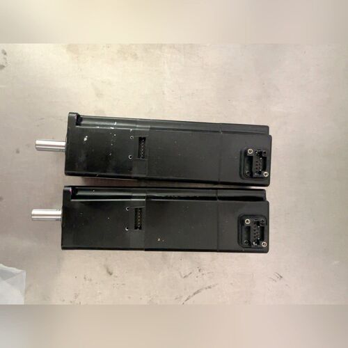 安川电机SGMJV-01ADA2C 包好 200 议价