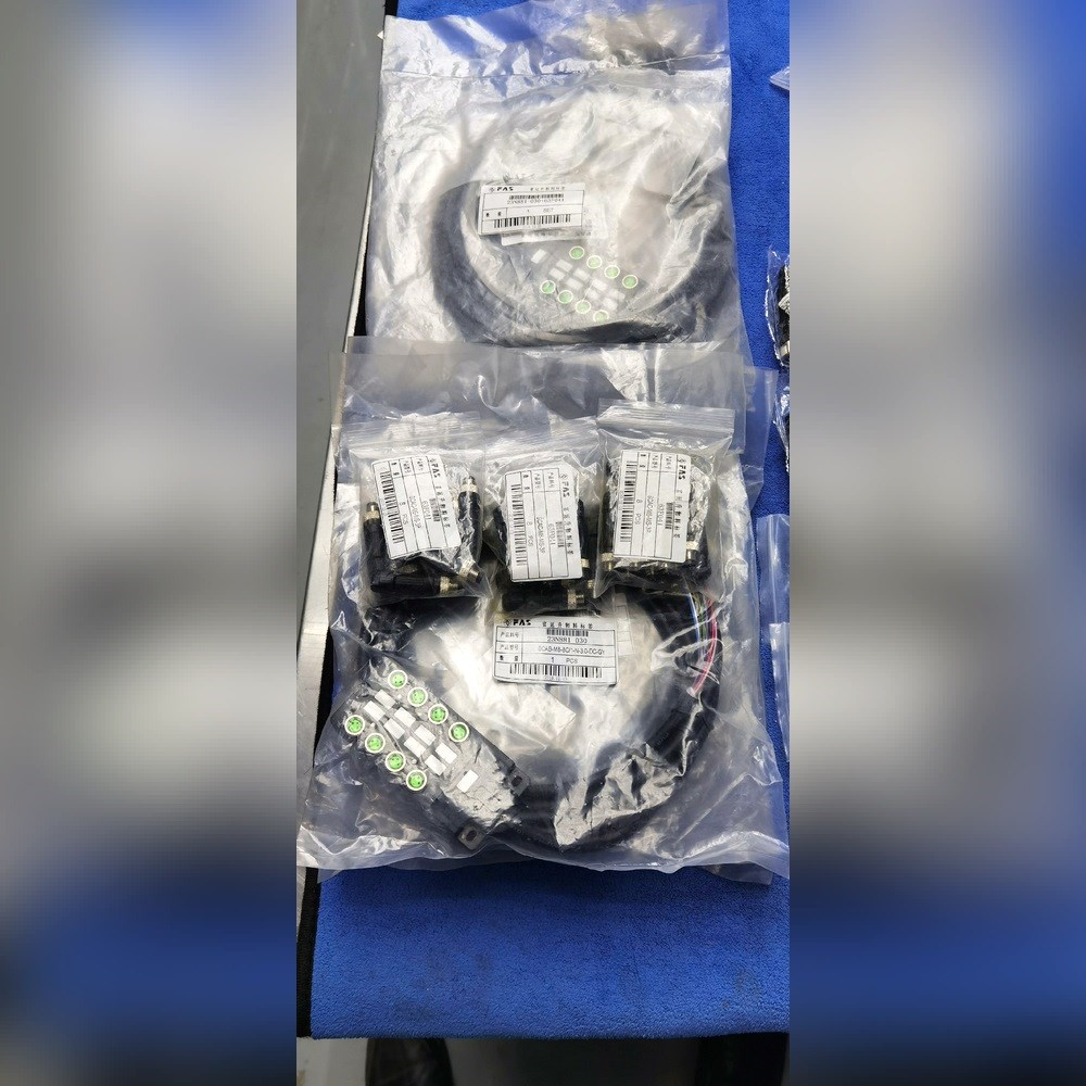 富延升集线器8口SCAB-M8-8C1-N-3.0-D 议价