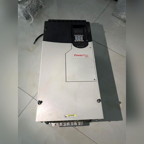 一台几乎的AB罗克韦尔PowerFlex 753变频