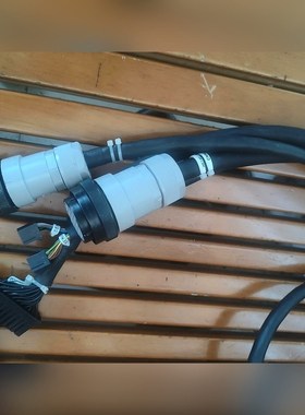 那智MZ04 MZ07动力线!编码器线!一套!因为短!甩 议价