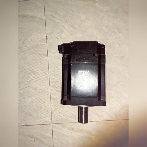 安川电机SGMJV-08ADA21 包好 600 议价