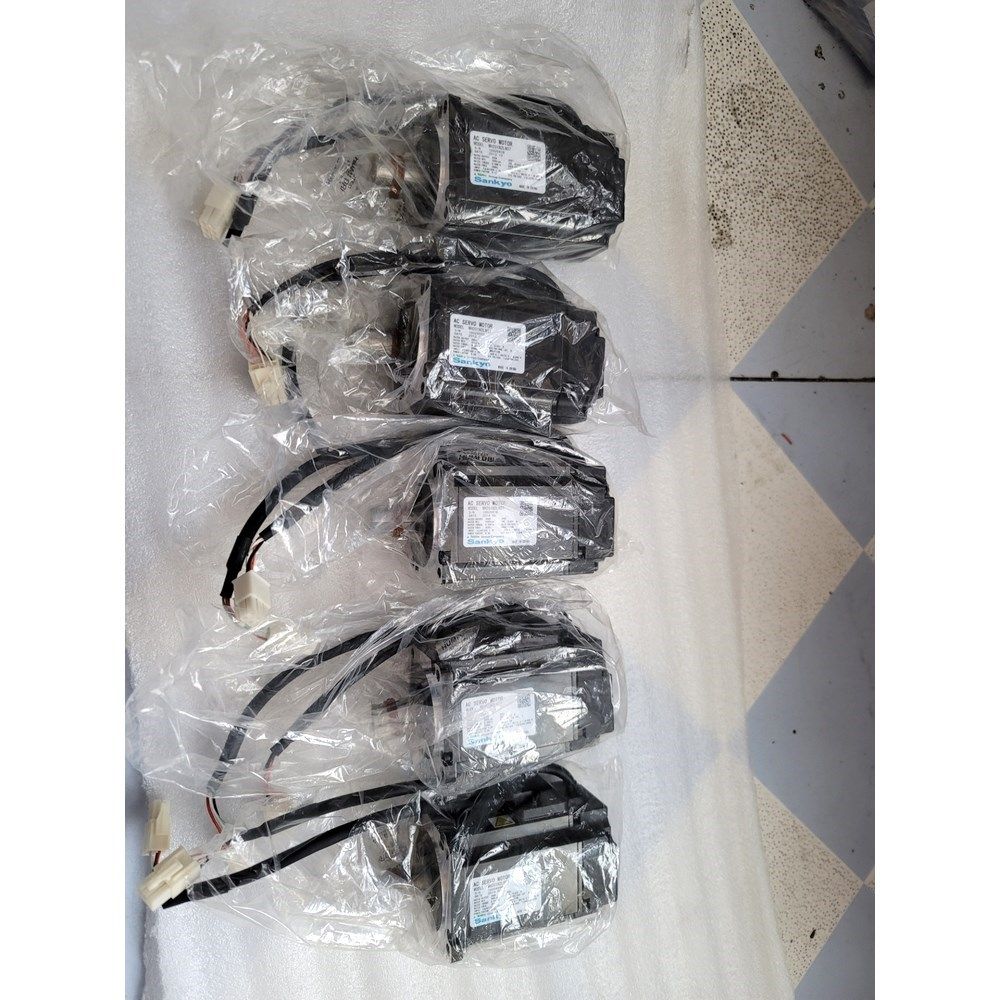 200瓦三协伺服电机201N2LA17无包装 议价