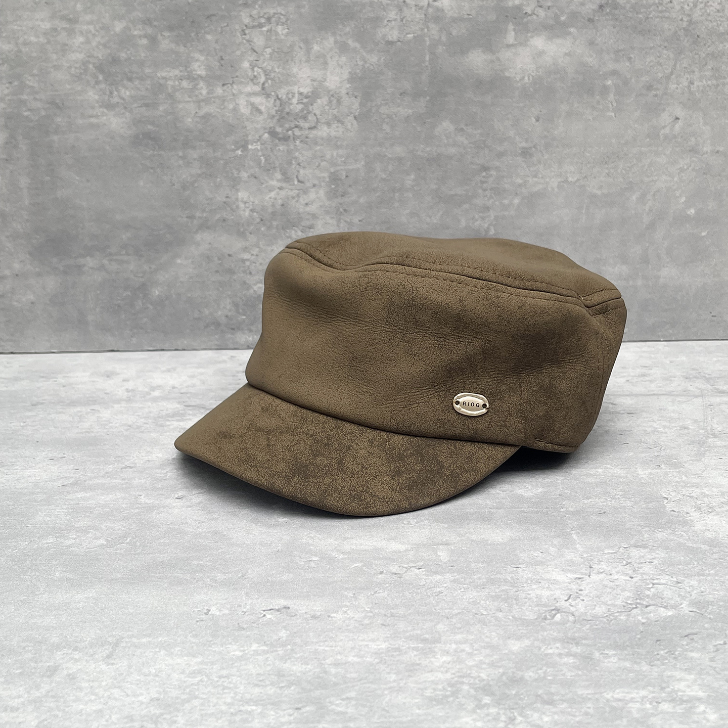 早秋流行趋势甜酷磨砂皮质平顶报童帽女复古百搭立体挺阔马术帽子