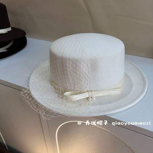 轻奢优雅真丝麻蝴蝶结羊毛礼帽秋冬气质复古网纱平顶帽保暖毡帽女