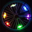 饰品彩灯儿童轮胎车轮灯闪光配件 自行车灯夜光发光辐条灯风火轮装