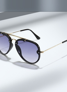 经典款雷眼镜朋太阳镜飞行员框架双梁蛤蟆镜开车驾驶墨镜男高级感