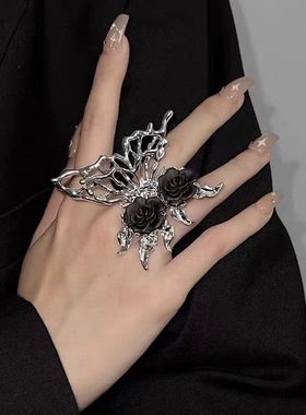 又纯又欲玫瑰蝴蝶戒指女开口可调节小众设计万圣节暗黑指环食指戒