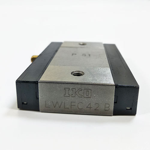 全新导轨滑块LWLFC 42B议价